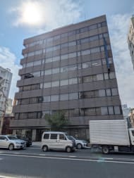 v20251013150705/fresh/building/J00100379143_16
