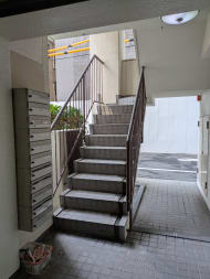 v20251013150705/fresh/building/J00100379211_15