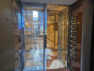 v20251013150705/fresh/building/J00100381091_14