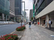 v20251013150705/fresh/building/J00100381091_19