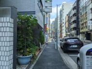 v20251013150705/fresh/building/J00100382899_15