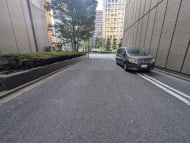 v20251013150705/fresh/building/J00100390773_9