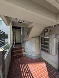 v20251013150705/fresh/building/J00100395009_16