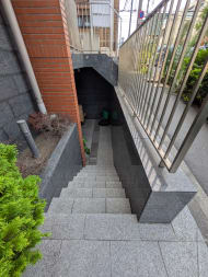 v20251013150705/fresh/building/J00100403084_13