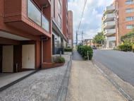 v20251013150705/fresh/building/J00100403084_14