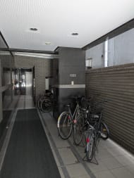 v20251013150705/fresh/building/J00100404958_11