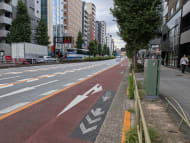 v20251013150705/fresh/building/J00100404958_13