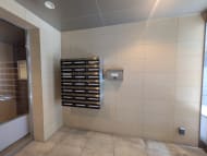 v20251013150705/fresh/building/J00100419073_11
