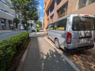 v20251013150705/fresh/building/J00100440925_11