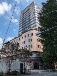 v20251013150705/fresh/building/J00100457795_9