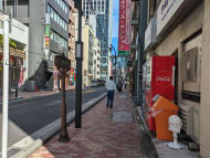 v20251014150839/fresh/building/J00100357694_16