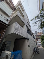 v20251014150839/fresh/building/J00100364960_8