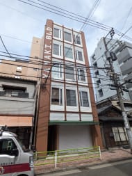 v20251014150839/fresh/building/J00100366560_6