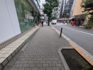 v20251014150839/fresh/building/J00100384398_9