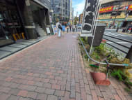 v20251014150839/fresh/building/J00100389990_10