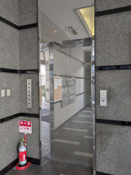 v20251014150839/fresh/building/J00100403755_4