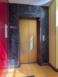 v20251014150839/fresh/building/J00100415005_4