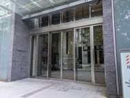 v20251014150839/fresh/building/J00100418304_3