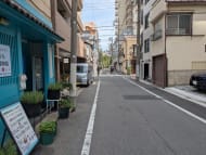 v20251014150839/fresh/building/J00100418824_10