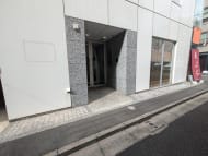 v20251014150839/fresh/building/J00100418829_3
