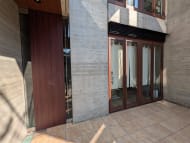 v20251014150839/fresh/building/J00100430366_11