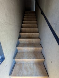 v20251014150839/fresh/building/J00100430366_12