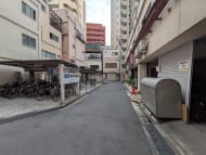 v20251014150839/fresh/building/J00100469898_21