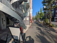 v20251014150839/fresh/building/J00100496837_25