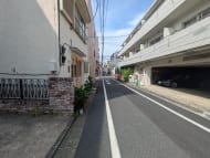 v20251014150839/fresh/building/J00100513228_2