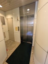 v20251015150655/fresh/building/J00100372637_4