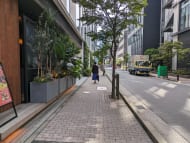 v20251015150655/fresh/building/J00100403011_2