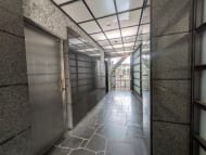 v20251016150709/fresh/building/J00100375124_3