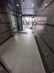 v20251016150709/fresh/building/J00100389198_8