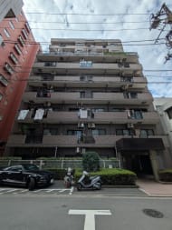 v20251016150710/fresh/building/J00100359428_1