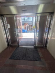 v20251016150710/fresh/building/J00100381857_10