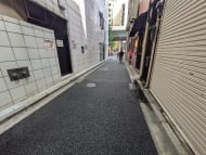 v20251016150710/fresh/building/J00100383074_16