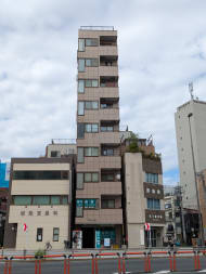 v20251016150710/fresh/building/J00100394751_1