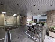 v20251016150710/fresh/building/J00100398087_14