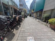 v20251016150710/fresh/building/J00100512717_15