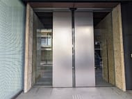 v20251017150706/fresh/building/J00100408831_3