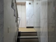 v20251017150707/fresh/building/J00100376686_15