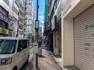 v20251017150707/fresh/building/J00100385582_12