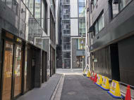 v20251017150707/fresh/building/J00100385583_14