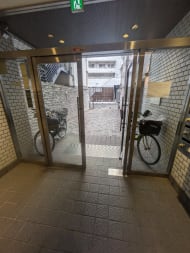 v20251017150707/fresh/building/J00100457830_8