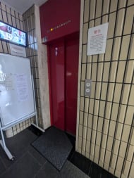 v20251018150606/fresh/building/J00100369613_4