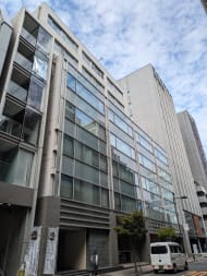v20251018150606/fresh/building/J00100385596_8