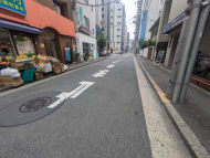v20251018150606/fresh/building/J00100402115_14