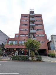 v20251018150606/fresh/building/J00100421450_1