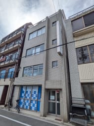 v20251018150606/fresh/building/J00100457757_7