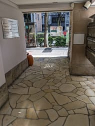 v20251019150703/fresh/building/J00100368304_11